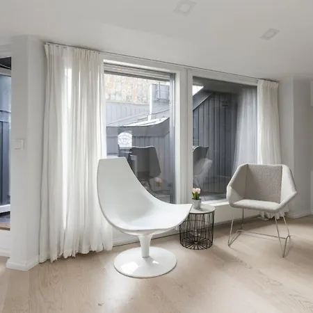 Glorious Penthouse With Private Sauna And Jacuzzi Apartment *