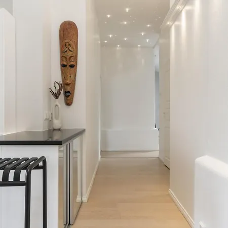 Glorious Penthouse With Private Sauna And Jacuzzi Apartment